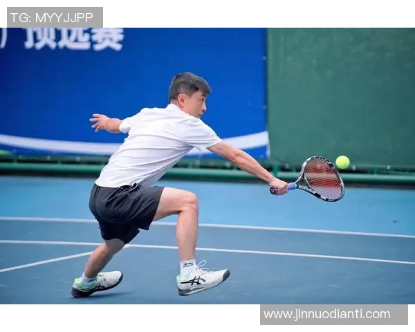 成都网球队与上海网球队赛后复盘分析意识碰撞与战术较量 成都网球队与上海网球队赛后复盘分析意识碰撞与战术较量