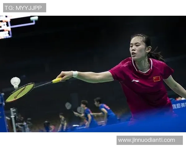 武汉羽毛球队比赛经验深度对比与启示分析